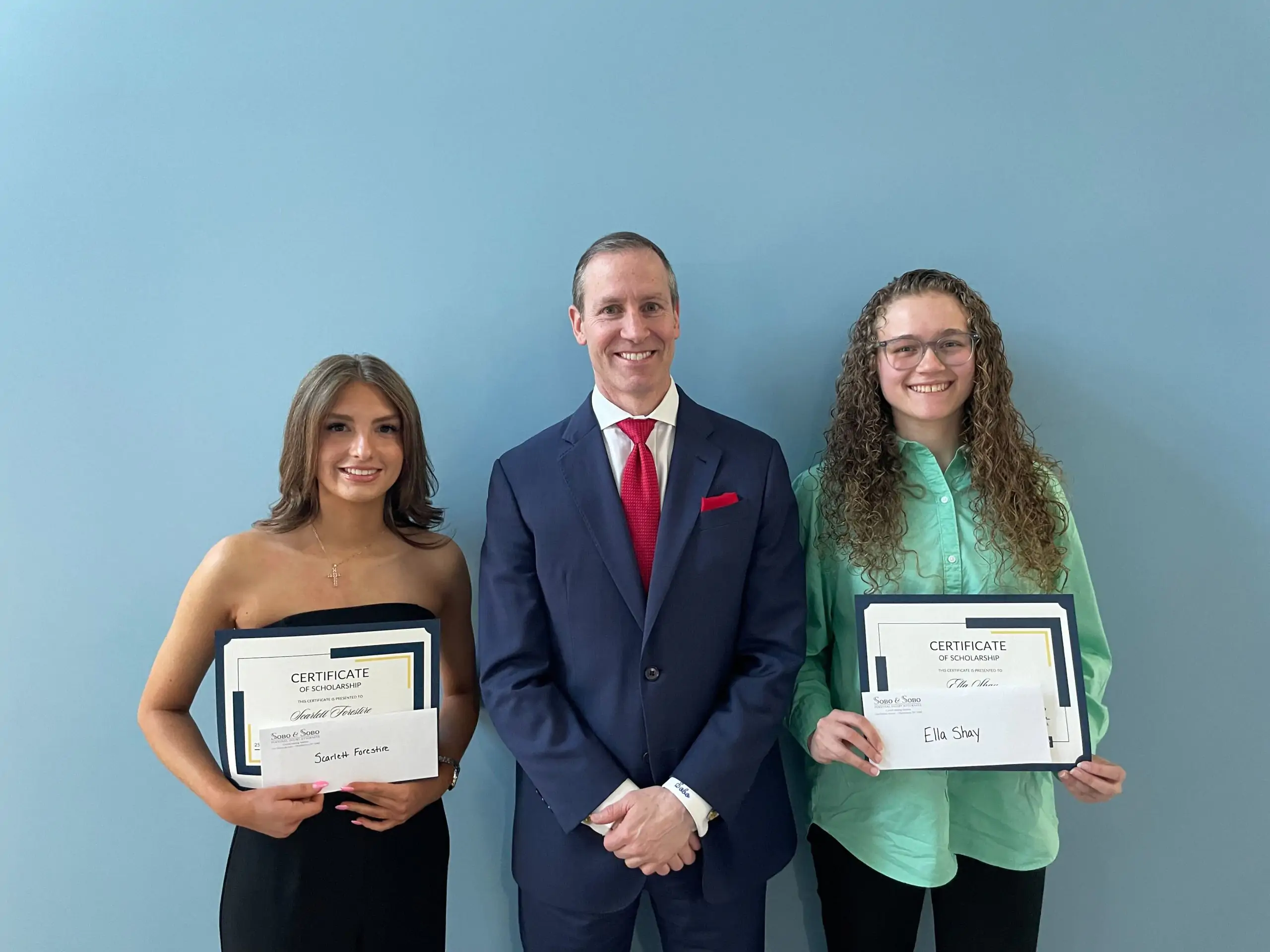 Ganadores del concurso de becas Sobo & Sobo 2024